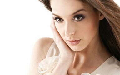 skuteczne produkty do odmładzania skóry twarzy